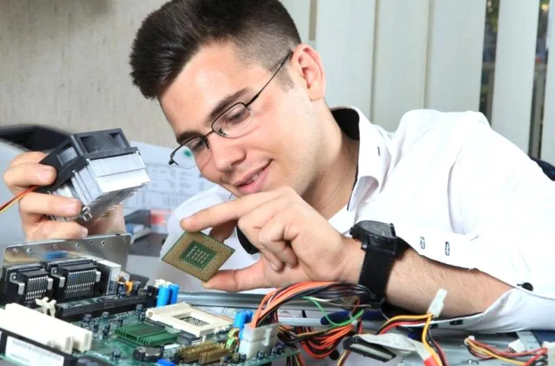 Praca po technikum informatycznym